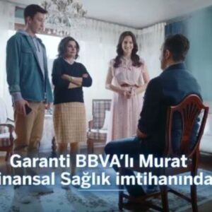 Deniz Özerman Instagram - Çok keyifli  çalistik..seversiniz umarim 🐞💙❤🙏@leylaferay @fatihartman@korhanaytek1 🙏@alametii_farika @terfilmproductions ❤💙💙yönetmen SerdarErener 💙❤görüntü yönetmeni @velikuzlu 🙏💙❤@garantibbva @fundaayasar