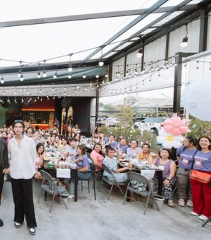 Denkhun Ngamnet Instagram - 4.20 วันเกิดผมเองครับ 30แล้วก็เหลือแค่ปากที่ยังแจ๋วอยู่ ผมขอบคุณทุกๆคนที่อยู่ในชีวิตผมทั้งที่ยังอยู่และผ่านเข้ามา ทุกเรื่องที่เกิดขึ้นมันเป็นสิ่งดีงามทุกเรื่อง ให้ผมได้เรียนรู้ ให้กำลังใจและให้ความรู้สึกต่างๆ ถ้าผมไปทำเรื่องอะไรให้ใครไม่สบายใจหรือไม่ถูกใจ ถ้าได้อ่านข้อความนี้ ผมขอของขวัญวันเกิดเป็นให้อภัยนะครับ การใช้ชีวิตมาถึง30นี้ ผมยังห่างไกลจากคำว่าโตอีกเยอะเลยครับ แต่การที่ได้เจอผู้คนมันทำให้ผมเข้าใจอะไรมากขึ้น ขอบคุณทุกคน ทุกความคิดเห็น ทุกความรัก 🙏🙏