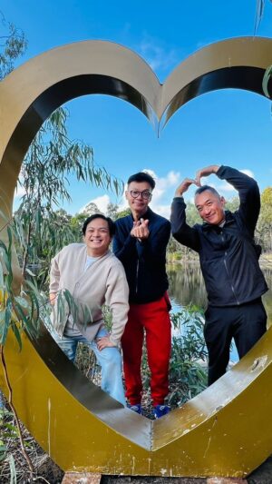 Dennis Chew Instagram - 南澳大利亞 第一天

@love972fm 

@chanbrotherstravel @australia @southaustralia

#SeeAustralia #ComeAndSayGday #SeeSouthAustralia