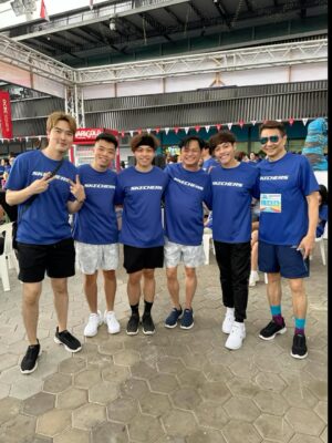 Dennis Chew Instagram - It was indeed a Friendship Walk! Thank you so much @skecherssg 

#SkechersSG #SkechersfriendshipWalk2024