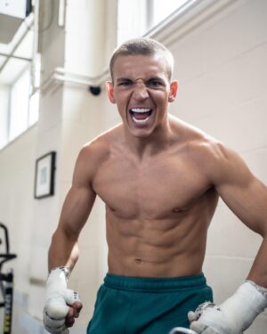 Dennis McCann Instagram - Dennis The Mad Man MCcann 🩸🤪 

Can’t thank all my sponsors enough Since day one 🤝🏽
@excelwaste 
@richfield_solutions_group 
@watches_r_us_uk
@lsscaffoldingltd 
@everlast 
@powertoolmate_prizes 
@prepbygainz 
@pwbespoke 
@appliednutrition 

📸 @robertdavidphotography 📸