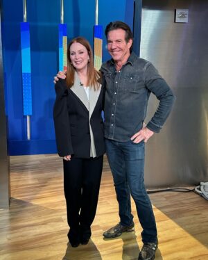 Dennis Quaid Instagram - COMING UP: @dennisquaid and @juliannemoore are LIVE in Times Square! 🙌