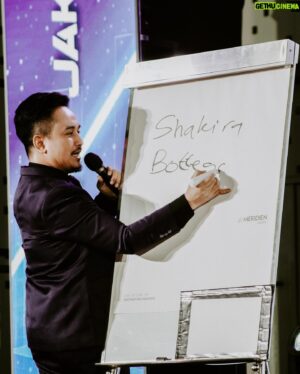 Denny Darko Instagram - Performance for @phenomevent 
Do what brings you and people around you joy 🥳