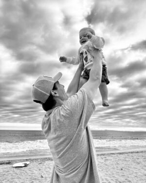 Derek Klena Instagram - Bubba turned 1 today and I just about melted in a puddle of proud tears. Proud of how much he’s grown and blossomed before our eyes, proud of us for surviving year one of parenting…💀, and grateful to be surrounded by incredible family and friends that have supported us and loved him as their own. @leeshsqueash I’ll say it once and I’ll say it again, you are the greatest partner and mother anyone could ask for. YOU DID THAT! Can’t put into words how much we love you Daxy boy and look forward to you rocking our world for years to come. Happy Birthday Bubba! ❤️