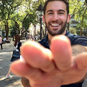 Derek Peth Instagram - Someone told me I need to interact more on Instagram. Am I doing it right? Are you feeling influenced, or whatever? 📸 @samanthagerardwoods