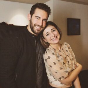 Derek Peth Instagram - I spent this weekend really reflecting on 2019. One of my favorite “new things” I never really shared came via my friend @pandalise who puts on a hilarious Roast of you 15 y/o Self show. I’m just really glad I didn’t bomb too bad and make everyone uncomfortable (although slide 3 might beg to differ). I’m definitely going to make sure I do more of this in 2020 and more people in my life like @pandalise (the double tag even) 📸 @photojuice