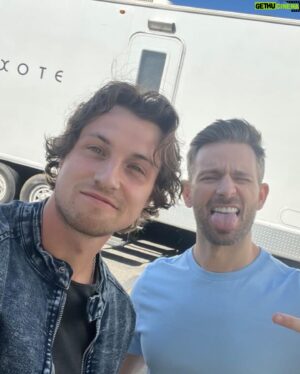 Derek Yates Instagram - Some BTS from my episode of @therookiefeds that aired last night on @abcnetwork. 

My “modeling” photos didn’t make the cut, so I threw in some fun looks I got to shoot as well.
