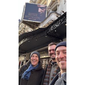 Derren Brown Instagram - Pictured here with unknowns Andrew O’Connor and @sleightlyobsessed at the Apollo, where Showman very much starts on Friday.
