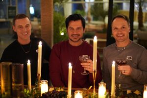 Derrick Barry Instagram - Such a special Valentine’s Day this year! @nebraskasupermodel surprised me & @nicksanpedro with dinner at @javierscantina, a scotch tasting with @glendronach & breakfast at @urthcaffenv. So blessed to be surrounded by all of this love 365 days a year. ♥️