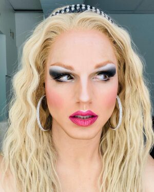 Derrick Barry Instagram - This is not the time to hide or look the other way.

Be visible. Chase your dreams. Continue performing. Drag will forever be an art form. 🎭🎨🖌️🖼️