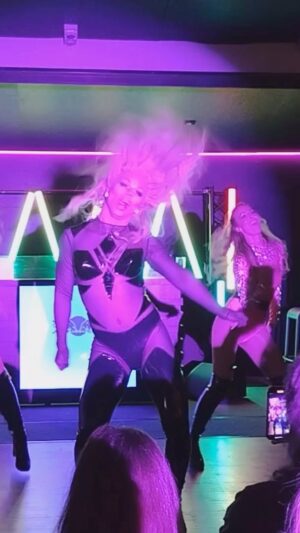 Derrick Barry Instagram - “Gimme More” & tag your friends! Which city are you coming to see us in Australia?

6 city tour with @tipsyunicorn__!

6/14 The Wickham, Brisbane @thewickham 
6/15 Rhino Bar, Adelaide @rhinoroomsa 
6/20 Monsoons, Darwin @monsoonsdarwin 
6/21 The Court, Perth @thecourtperth 
6/22 Kinelas, Sydney @kinselas 
6/23 The Espy, Melbourne @the.espy.live

Dancers: @madeline_vk @lscotttoms @taylajennings 

Tour Manager/Hair/Video: @nicksanpedro