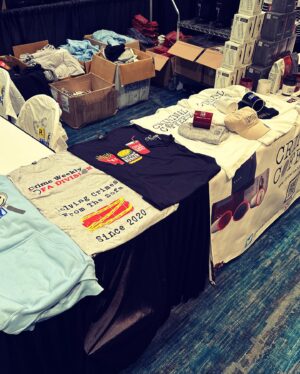 Derrick Levasseur Instagram - That’s a wrap on @crimecon 2023. It was a great weekend and I enjoyed getting to talk with so many of you. Hearing in-person feedback (positive and negative) is instrumental to making the the best show possible. And the response to @drinkcriminalcoffee was more than we expected. Now…back to work! 🎙️