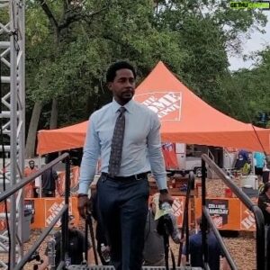 Desmond Howard Instagram - Good am from Duke! Who ya got @dukefootball or @ndfootball?
#collegegameday