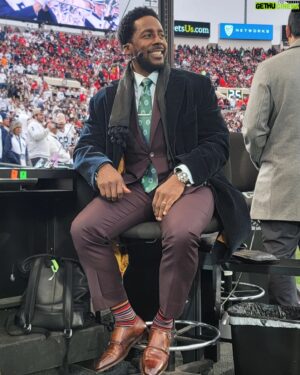 Desmond Howard Instagram - Happy New Year from Pasadena!