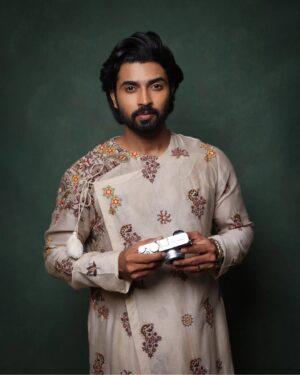 Dev Mohan Instagram - The truly fashionable are beyond Fashion 💫

Styled by @jukalker
Outfit by @anamikakhanna.in
Styling team @pratimajukalkar
Makeup @sadhnasingh1 and team
Hair @hairbyrajabali
Photography @pranav.foto