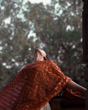 Devaki Rajendran Instagram - Waiting...
@vkviiii
#throwback #photooftheday #colours