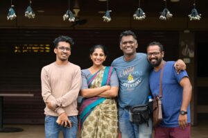 Devaki Rajendran Instagram - Some stills from this movie which is very close to my heart! Following the director's @krishand_ style-

1. Happy people at work @krishand_
@vysakhreetha @vprabhakar23 
2. Being Sujatha
3. In conversation with @rajagopal_rahul
4. The Ring scene with @prasanthpalex with the director/cinematographer doing his thing!
Photos by @k.n_vs
#PurushaPretham #SonyLIV