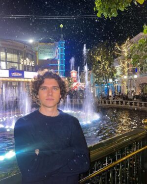 Devan Key Instagram - it’s snowing (soap suds)