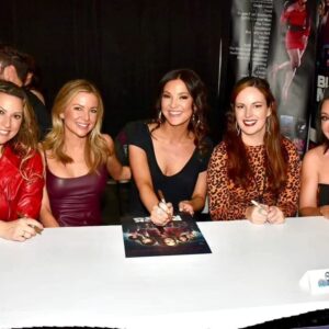 Devanny Pinn Instagram - Had such an incredible time this weekend at @comicconla speaking on the #WomeninHorror panel and signing posters with my incredible cast  ahead of our final screening at the Los Angeles convention centers theater- as well as  virtually at @shockfestfilmfestival !

I slept in for the first time in 8 months lol 
HUGE thanks to our presenting sponsor- @geekfestfilmfest @firstglancefilmfests and #OneFrightOnly for making our last screening so memorable- (as well as all of our additional sponsors ft on our banner) big shout out to my con rep @statik_talent_agency_llc for your help too!

Here's just a couple fun pics from the weekend- all the photos covered by the incredible @jonathanshensa are now up on our #The BlackMass facebook page!

Catch the movie on dvd n bluray FEB 27 from @cleopatrarecords @cleopatra_ent
#comiccon #comicconla #femalefilmmaker #director #truecrime #moviepremiere