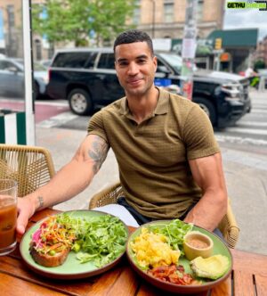Devin Goda Instagram - Sunday’s🙌🏽

#weekendvibes #happysunday