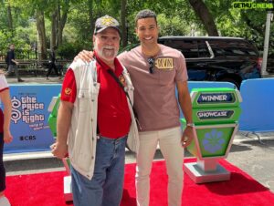 Devin Goda Instagram - Had an absolute blast with @therealpriceisright last stop tour in NYC today. From hosting the showcase to playing games with all the fans, it was a crazy turn out. Thank you to everyone who came out👏🏽 #comeondown