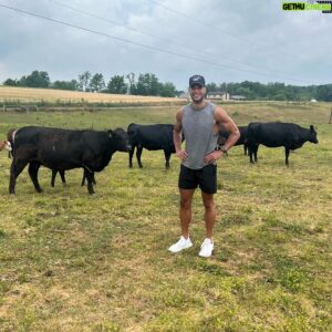 Devin Goda Instagram - Had an amazing time learning and working a little on the farm today @mapledalemeats 

If you guys are in the Lancaster county area be sure to check them out! 

Swipe➡️