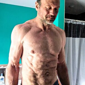 Devon Larratt Instagram - I'm still in my cocoon.. 229 this morning. Feel incredible.  Healthier and happier by an incredible magnitude