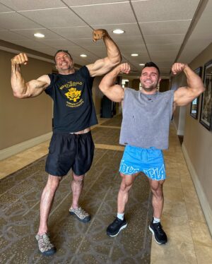 Devon Larratt Instagram - Now that we got Jam in an armwrestling tournament we’re gonna get Devon in a bodybuilding show @devlarratt