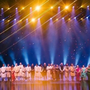 Dhani Harrison Instagram - One week ago I joined @anoushkashankarofficial, @officialjohnmclaughlin & @nitinsawhney, at the @royalfestivalhall in London to celebrate the centenary of my dear friend Pandit Ravi Shankar by performing, for the first time ever, “I am missing you“. 

It was a simply incredible night full of friends and love and I really want to thank @anoushkashankarofficial for letting me be a part of it all. Maximum love vibes.