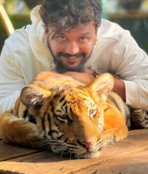 Dhanveer Gowda Instagram - 🐾❤️