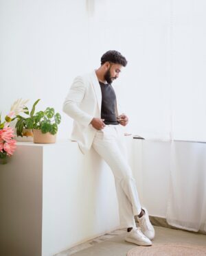 Dhanveer Gowda Instagram - 🕊️