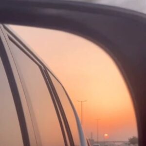Dhanya Ananya Instagram - the sun to my right the moon to my left and that I came from my mother’s womb to this Life. it’s beautiful this fruit ♥️

#life 🌕🌑