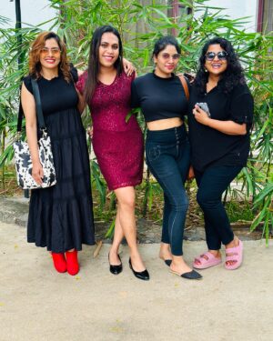 Dhanya Mary Varghese Instagram - Snaps when we went for BB 6 Finale ❤️✨
@dhanya_maryvarghese 
@kutty_akhil 
@sooraj_thelakkad 
@veenanair143 
@nadira_mehrin_official 
@lakshmi.sruthi 
@dilsha__prasannan__