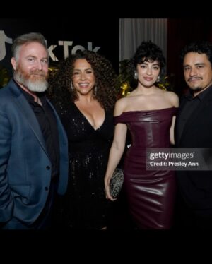 Diana Maria Riva Instagram - Kicking off #Oscars weekend with @hollywoodreporter #tictoc and some of my favorite people… Always a good time when I’m with mi gente!!! SALUD  to all the remarkable talent brought to the big screen this year!! PA’LANTE!! 🥂📽️

Makeup @susanzeymua 
Hair @shaylinjoneshair 
💅 by @kimmiekyees 
•
•
#oscars 
#redcarpet 
#latinos 
#bipoc
#hollywoodreporter 
#tictoc