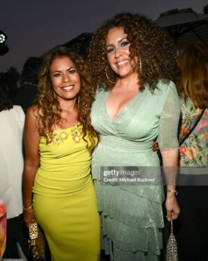 Diana Maria Riva Instagram - Unapologetically giving allll the vibez!! It was that kind of a night celebrating with @nalip_org 25 years of breaking barriers and shattering glass ceilings. With our platform @latinasactingup , @thereallisavidal and I are committed to uniting our community and continuing the same vision, while raising visibility of our artistic contributions to the entertainment industry. #strongertogether 💪🏽🙌🏽💥