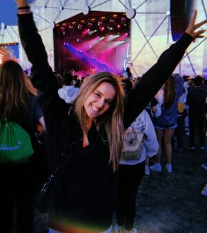 Diana Marquês Guerra Instagram - Escapadinha no Rock in Rio sem baby! E a melhor surpresa da noite foi @lukasgraham what a showww!! O concerto da noite! 😱🙌👏🎉 
Agora são 3 diazinhos para recuperar🙈😅