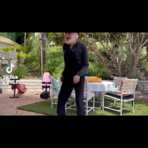 Dick Van Dyke Instagram - Mister likes dancing to the beats of @beck in his new overalls from @urbanoutfitters Go dance with him on the @tiktok ❤️Arlene @bijoubox
