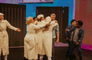 Diego Bertie Instagram - El último fin de semana estuve en el programa de @jbenatv recreando una escena espectacular de “Cosas Del Amor”. La pasamos muy bien, con lindas personas, que hicieron una noche llena de risas, alegría y diversión. ¡Les mando un abrazo! 

#DiegoBertie #JorgeBenavides 

@jbjorgebenavides @mariella_zanetti @mitiovilchezoficial @martinfarfantv @comicodanny @ramirezwalterelchorri @gabrielaserpaoficial @dayanita_show @carolaincawencdfo