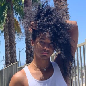 Diezel Braxton Instagram - Levitate