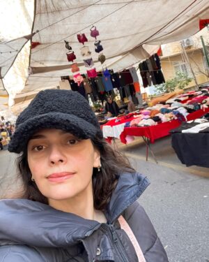 Dila Bayrak Instagram - •
Semt pazarı sevenler için ‘Erenköy Perşembe Pazarı’ dump’ı☄️

#dilapazarda
#erenköypazarı 
#semtpazarı 
#erenköy #istanbul