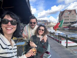 Dila Bayrak Instagram - Biraz Avrupa, bolca kahkaha🧡