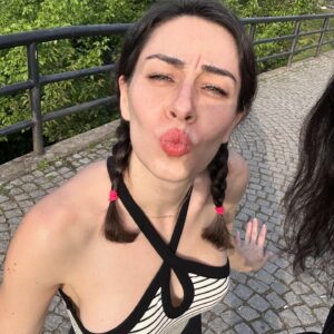 Dilara Aras Instagram - Tehlikeliyim diyorum kızım👧🏻🐣