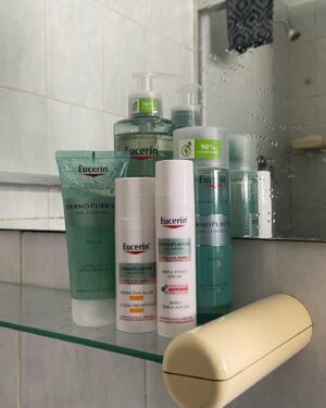 Dillon Windvogel Instagram - Let’s talk “Patented Thiamidol” 📖. 

The @eucerin_sa Triple Effect Serum contains Patented Thiamidol which is the #1 & best ingredient against dark marks 🥇.Thiamidol targets the root cause of dark marks to help prevent & reduce their appearance.

Just know that it makes your skin not only look amazing but feel amazing as well! An all in all amazing product that does wonders for your skin ,loved by not only Dermatologists but consumers as well 🙌🏽. Make sure to get yours now!! 😉

#thiamidol #patentedthiamidol #darkmarks #darkspots #postacnemarks #antimark #antiblemish #lifechanging #AD