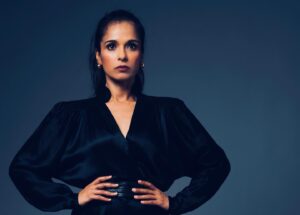 Dilshad Vadsaria Instagram - Greetings from Krypton. #zodtrio #iykyk

Photographer: @elisabeth.caren 
Makeup: @kerry_maloufmakeup 
Hair: @mrandrewjakemiller 
Wardrobe: @angeltstyle