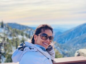 Dilshad Vadsaria Instagram - Happy 2020 everyone. 💫
❤️
I hope this next year and decade is about practicing kindness to yourself and others ❤️
gratitude for all we each have in our lives ❤️
patience for ourselves to grow into who we are meant to be
❤️
understanding of someone else’s path because we know ours oh so well already
❤️
and above all love. 💫