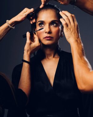 Dilshad Vadsaria Instagram - Literally a village. 

💄: @kerry_maloufmakeup 
Coiffure: @mrandrewjakemiller 
📸: @elisabeth.caren 
Stylist: @angeltstyle