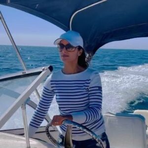 Dilshad Vadsaria Instagram - Weekend snippet 
(P.S. It was a straight line)
🌊