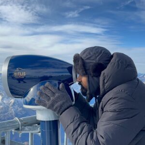 Dinesh Kanagaratnam Instagram - Had a conversation with the nature that I have never seen before! Titlis mountain in Switzerland

Clicked by @shimarirv