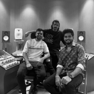 Dinesh Kanagaratnam Instagram - Recorded @samvishal0928 for FLOP at @20dbsoundstudios Second Featuring Artiste onboard

Clicked by @sarvesh.bairav 

#IAMFLOP