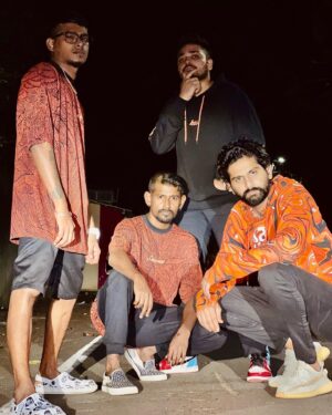 Dinesh Kanagaratnam Instagram - Fresh drip from da sause crew @houseofsause coming soon.

#adkrapper #adkofficial #asalkolar #houseofsause #ramramasamy #akhilesh